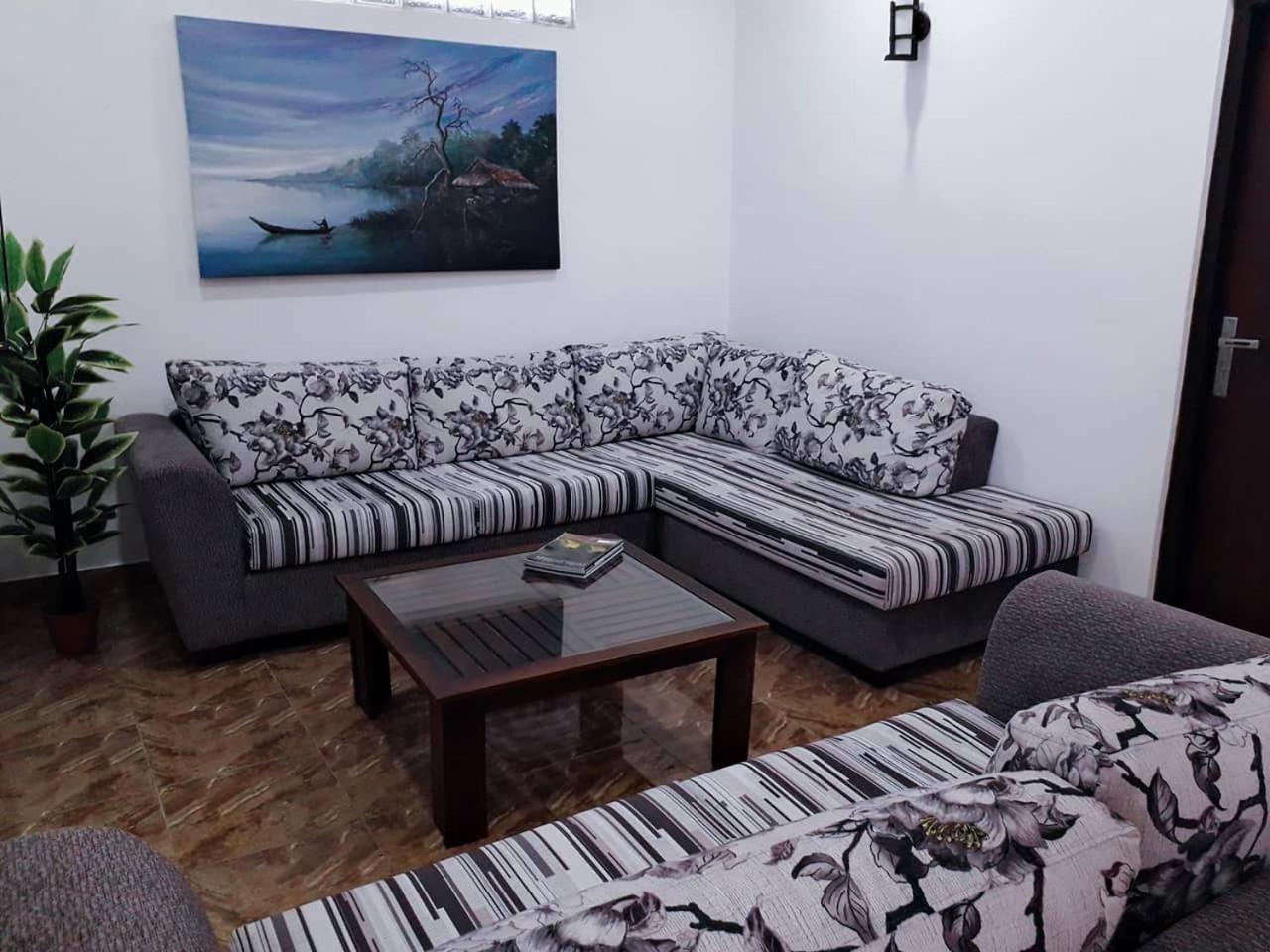 Blue Beach Villa Ваддува Экстерьер фото