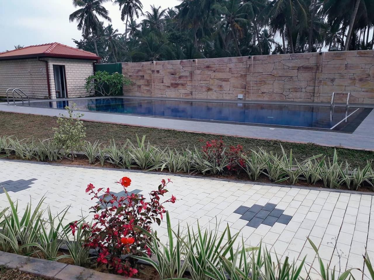 Blue Beach Villa Ваддува Экстерьер фото